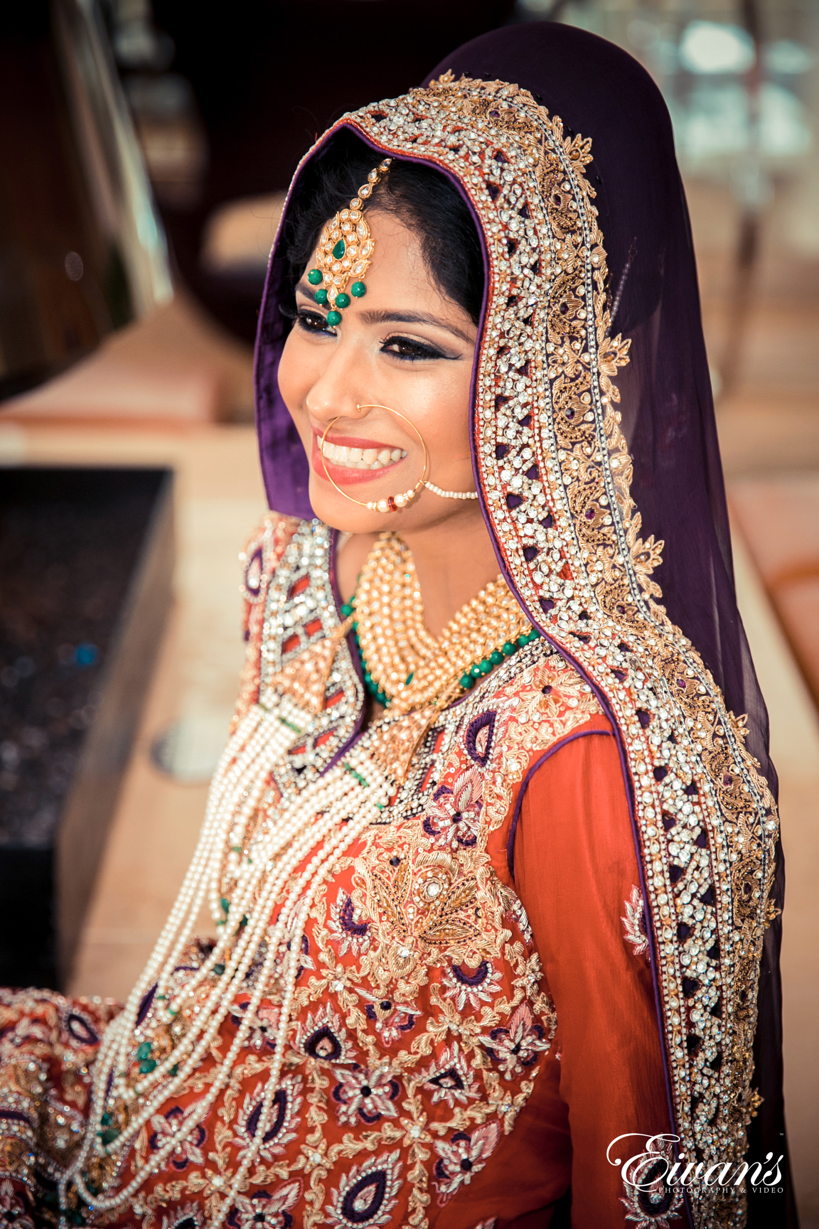 Bridal Wear: Best colours that work great with wedding photos!