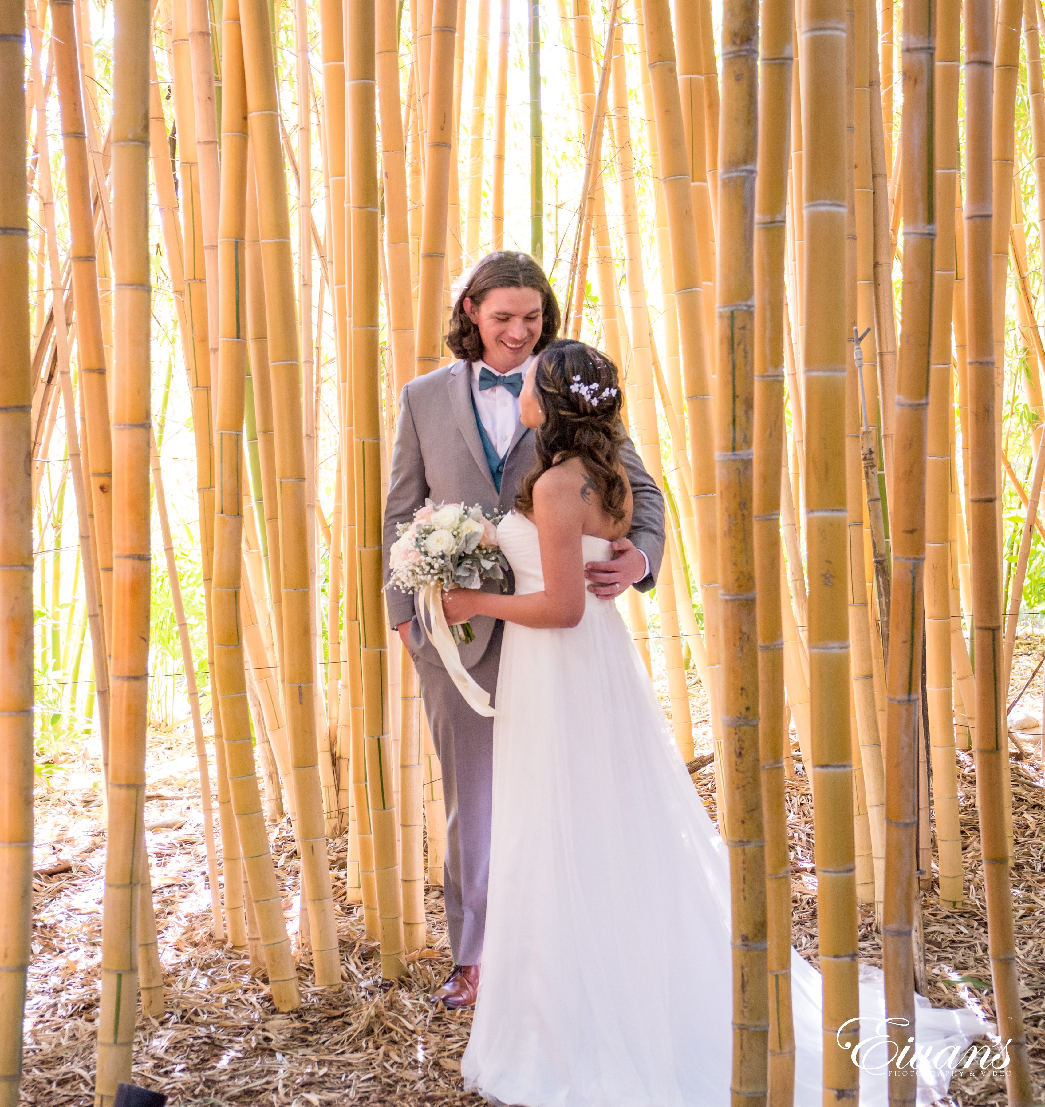 Elizabeth and Rick's Wildly Romantic Wedding - Eivan's Photo Inc ...